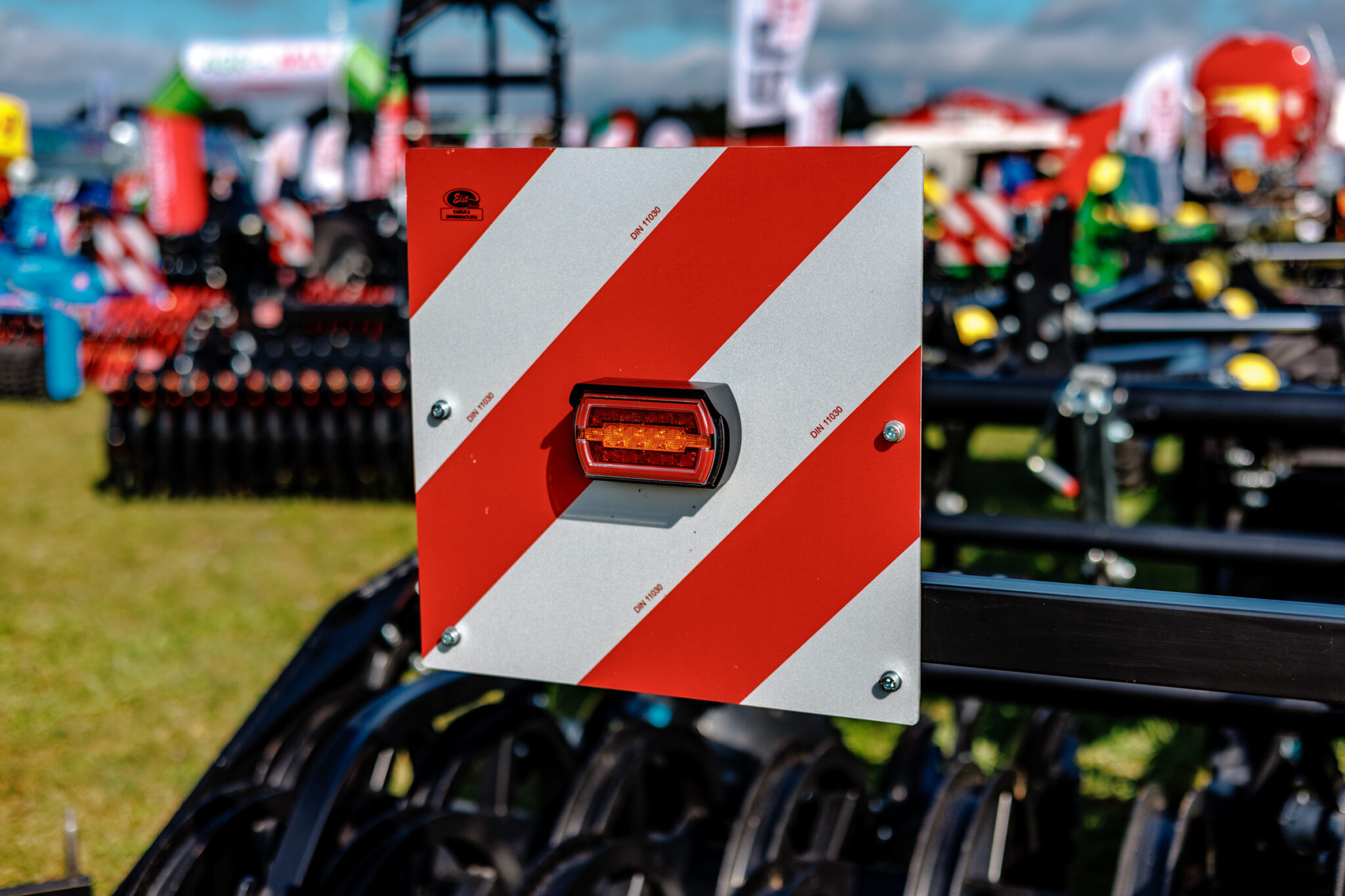 LED lights set 12/24 V with oversize marker boards, Superseal socket and plug