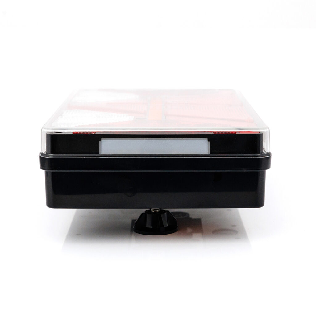Rear multifunction lamp STRADA LZD 2830 (right) with 5-pin bayonet socket (without fog light)