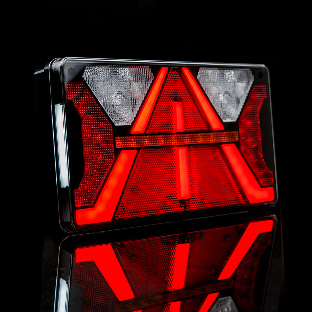Rear multifunction lamp STRADA LZD 3034 (right) without fog light and reverse light (5-pin bayonet socket)